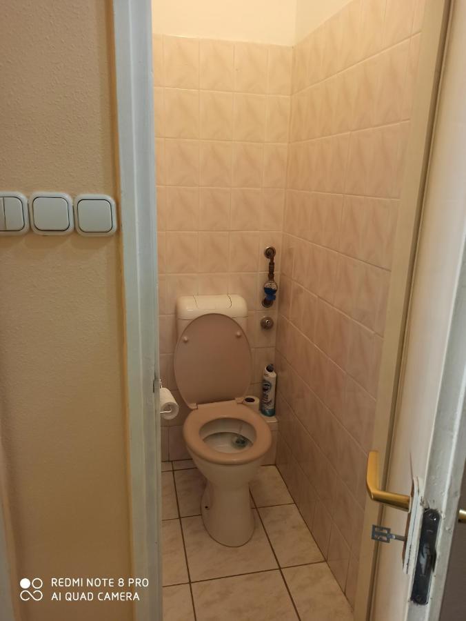 Centrum 2 Apartman Солнок Екстериор снимка